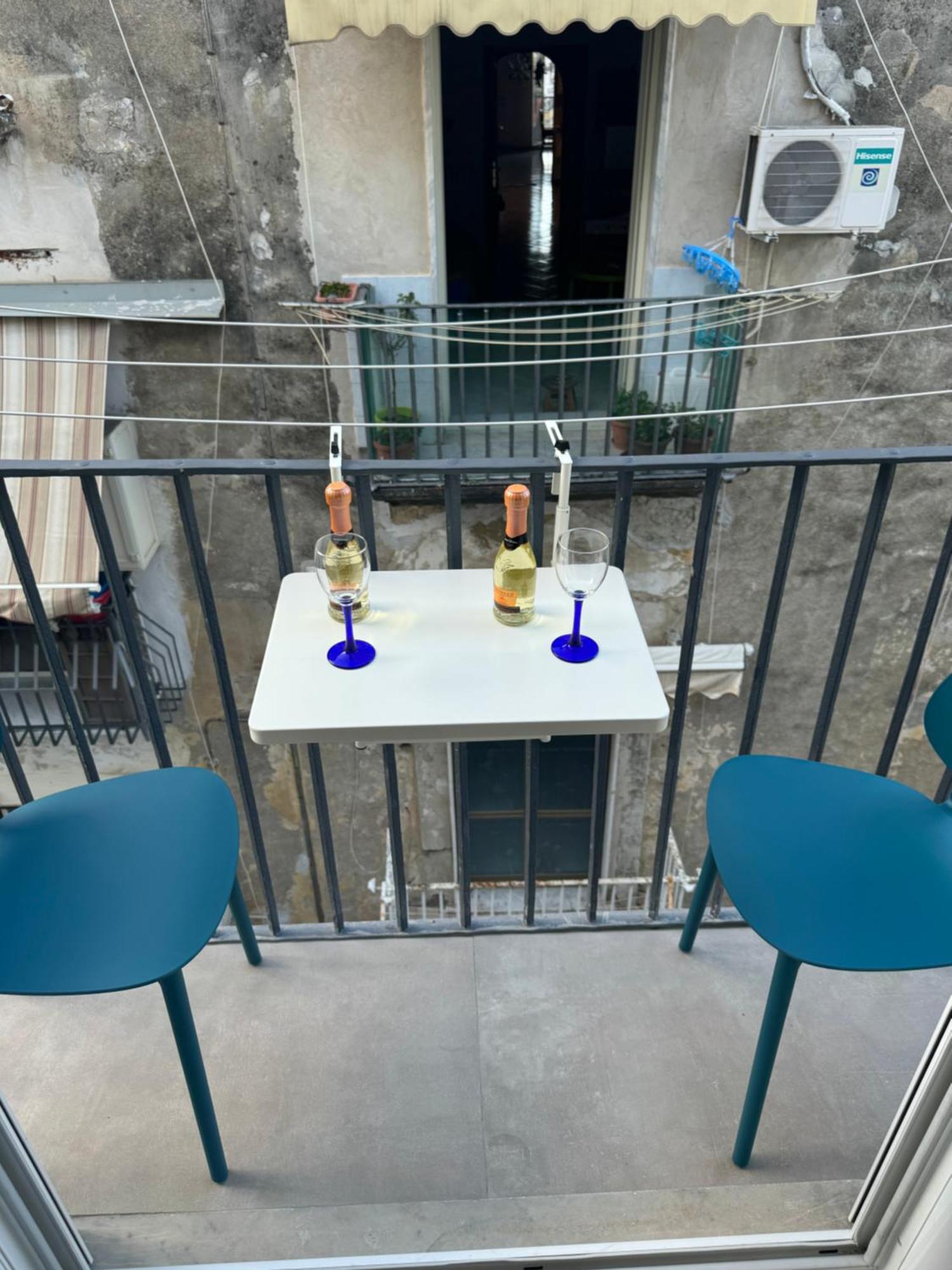 Teo A Toledo Apartment Наполи Екстериор снимка